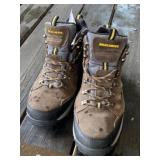 Size 9 1/2 Skechers Mens Shoes