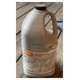 Gallon of Stihl Bar & Chain Oil