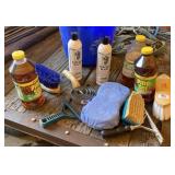 Feed Bucket, Curry Comb, Pine Sol