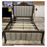 Legends Queen Size Bed