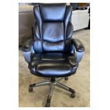 Executive Rolling Arm Chair