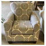 32" Arm Chair