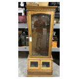 Very Nice Oak Gun Cabinet