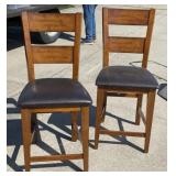 2 Barstools