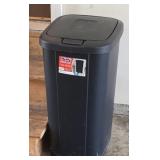 Hefty Dog Food Container