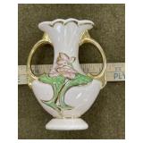 Hull 5 1/2" Vase
