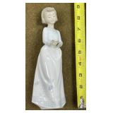 Lladro Flower Girl