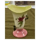 Hull 7 1/4" Vase