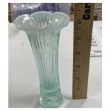 Fenton 6 1/2" Sheffido "Aquamarine Blue"