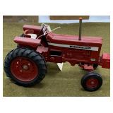 International 856 Tractor