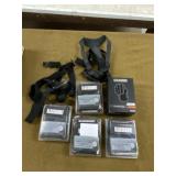 4 Holsters,2 Shoulder Straps