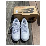New Balance Tennis Shoes
