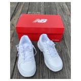 Ladies New Balance Size 7 Shoes