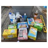 Tote Full Household Cleaners