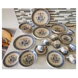 Johnson Bros Hearts & Flowers Dutch Ironstone