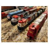 HO Train Collection Engines & Rolling Stock