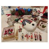 Vtg & Modern Christmas Deco Assortment, Clean