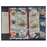 1976 US Double Mint Set in Envelope, With Ikes