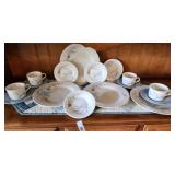 Pfaltzgraff Winter Frost 16pc Stoneware Dinner Set