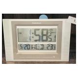 Radio Shack Digital Atomic Wall Clock Thermometer