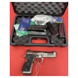Beretta 92X 9mm Pistol