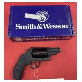 Smith & Wesson Governor .45LC/.410 2.5" Revolver