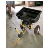 Broadcast Fertilizer Spreader