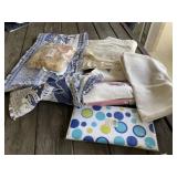 Linens, Runner