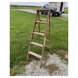 5' Wood Step Ladder