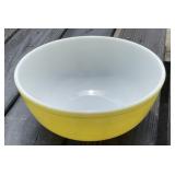 Pyrex 10 1/2" Bowl