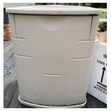 Rubbermaid Deck Box