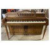 Wurlitzer Spinets Piano