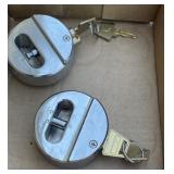 Tamper Resistant Locks with Keys