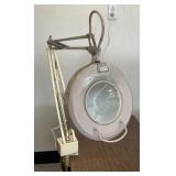 Magnification Lamp with Mount
