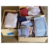 Large Lot of Hand, Wash & Bath Towels