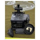 Cast Iron Queen Salesman Sample Stove
