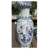 25' Oriental Vase