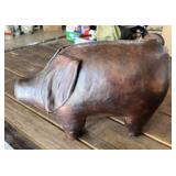 17' Leather Pig