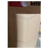 Foot pedal trash can ï¿½stainlessï¿½