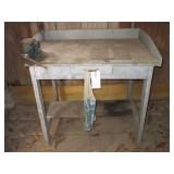 Bench w/ Vise