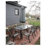 Patio Table w/ 6 Chairs & Umbrella