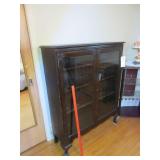 China Cabinet/Bookcase (Clawfoot)