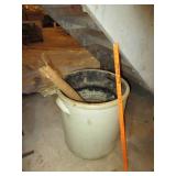 Large Crock (Cracked)