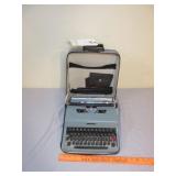 Lettera 32 Typewriter