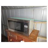 Panasonic Microwave (Missing glass tray)