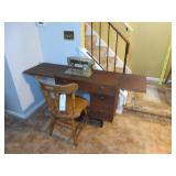 Montgomery Ward Signature Sewing Machine