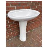 Porcelain Sink/Lavoratory LIKE NEW!