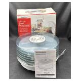 Magic Chef Food Dehydrator with 5 Stackable Trays