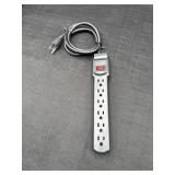 Dynex 6 Outlet Power Strip LIKE NEW!