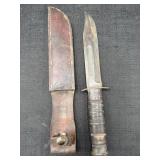 WWII USMC KA-BAR Fighting Knife w/Leather Sheath